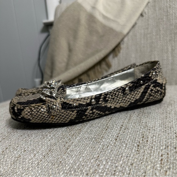 🛍️ KATHY Van Zeeland  animal print slip on - Picture 5 of 9